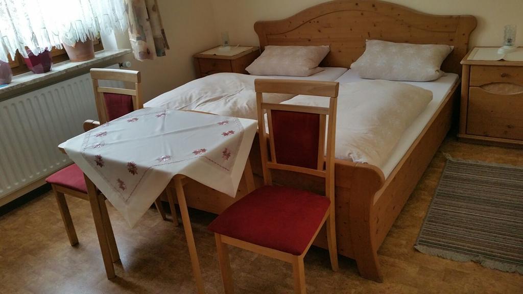 Hotel Haus Eva à Eslarn Extérieur photo